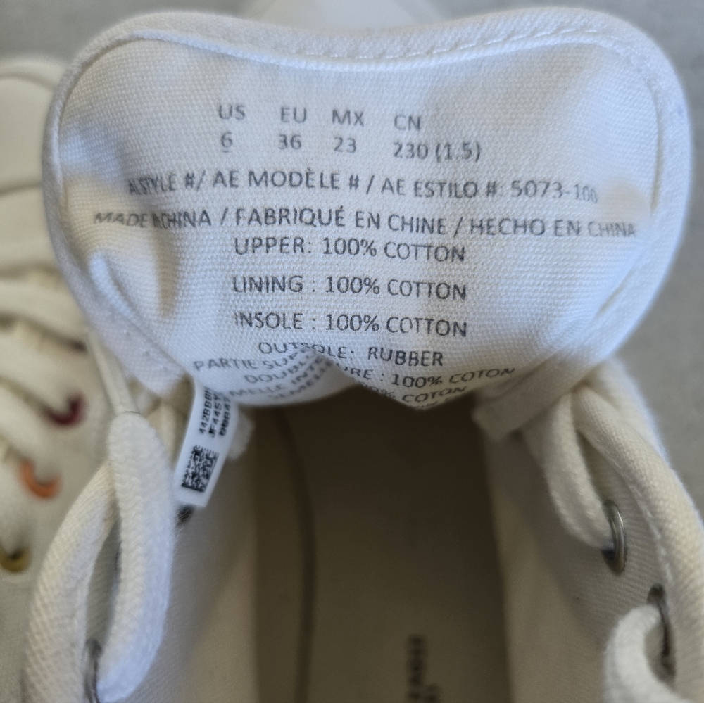American Eagle White Rainbow Sole Hight Top Canvas Sneakers Size 6 - Picture 7 of 7